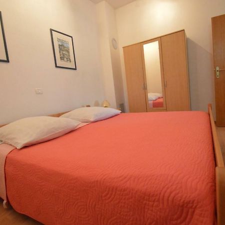 Apartment "Monte" Пула Екстериор снимка