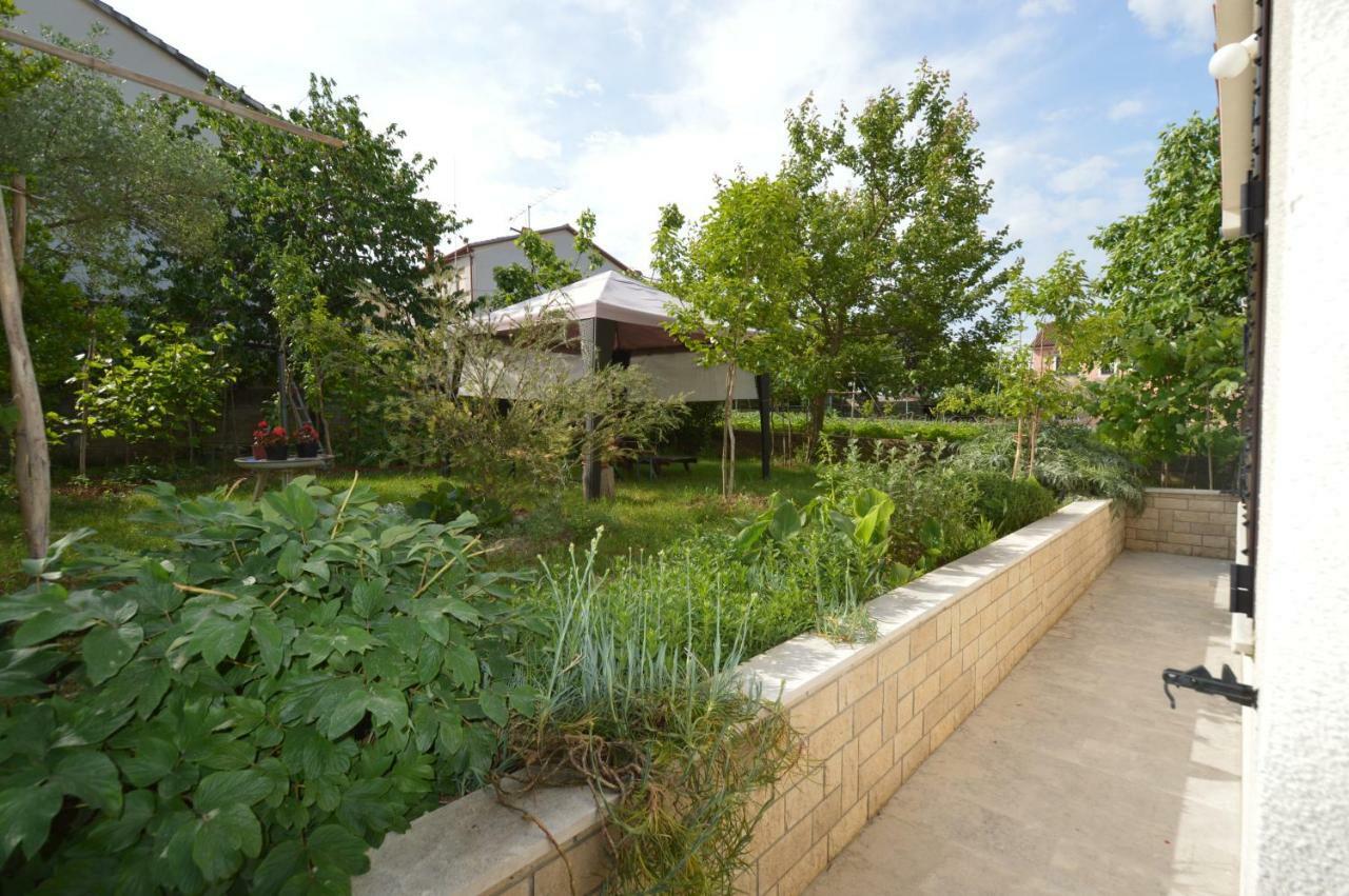 Apartment "Monte" Пула Екстериор снимка